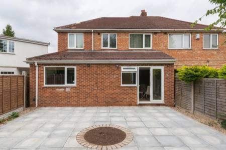 Solihull/Nec/Airport 3 Bedroom Semi-Detached House Birmingham Eksteriør billede